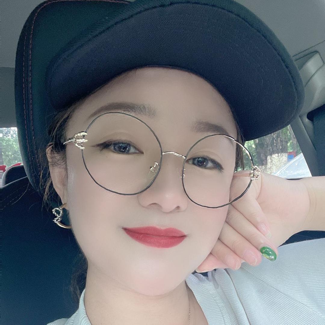 义乌市阡瑾电子商务商行阡瑾袜业