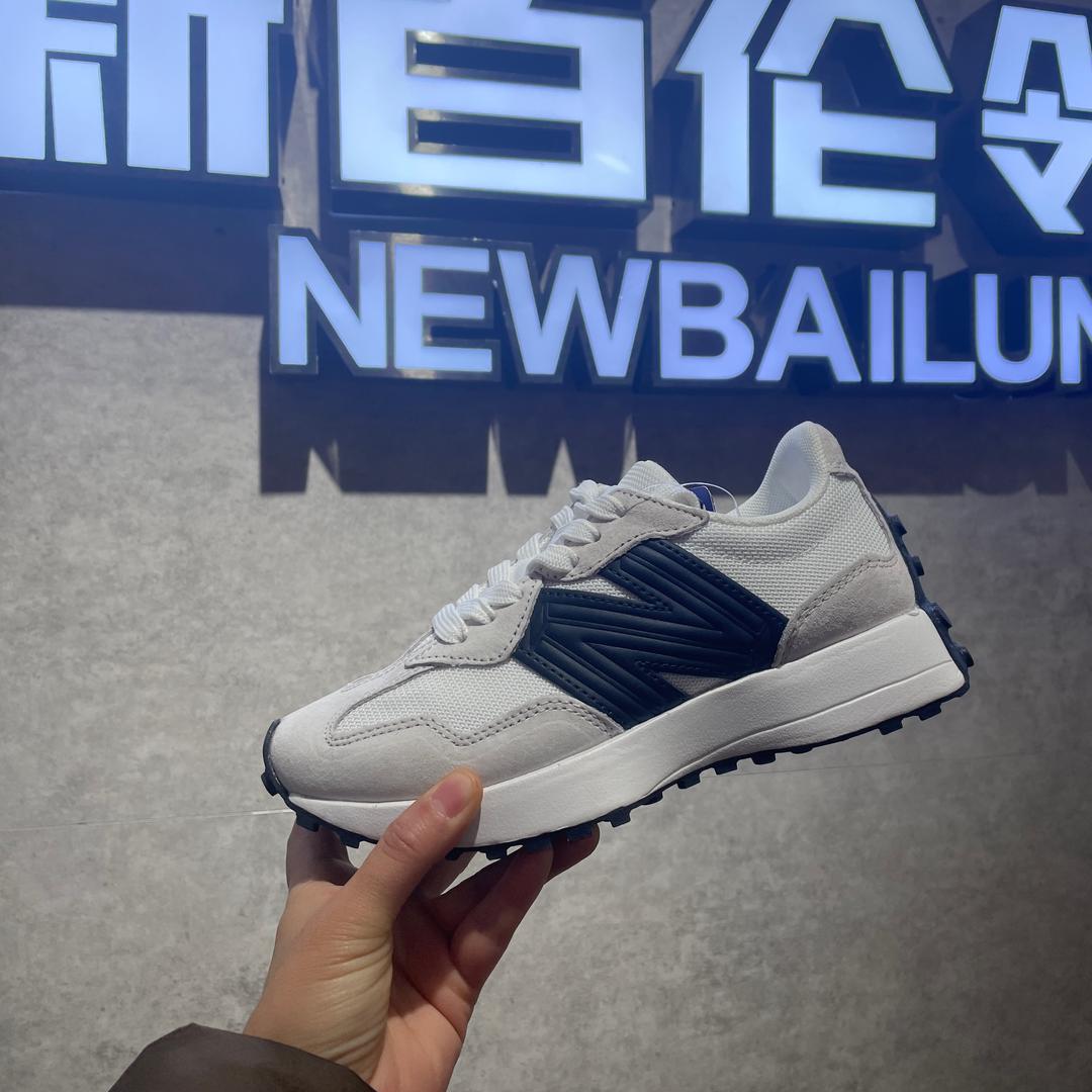 新百伦领跑（万源店）