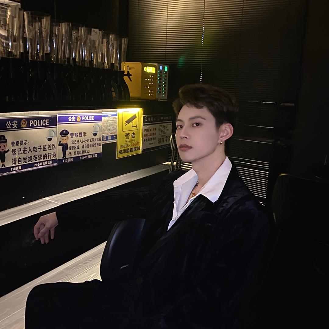 泗门洋洋色彩总监2号阿林
