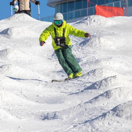 夏骑冬滑大旭哥