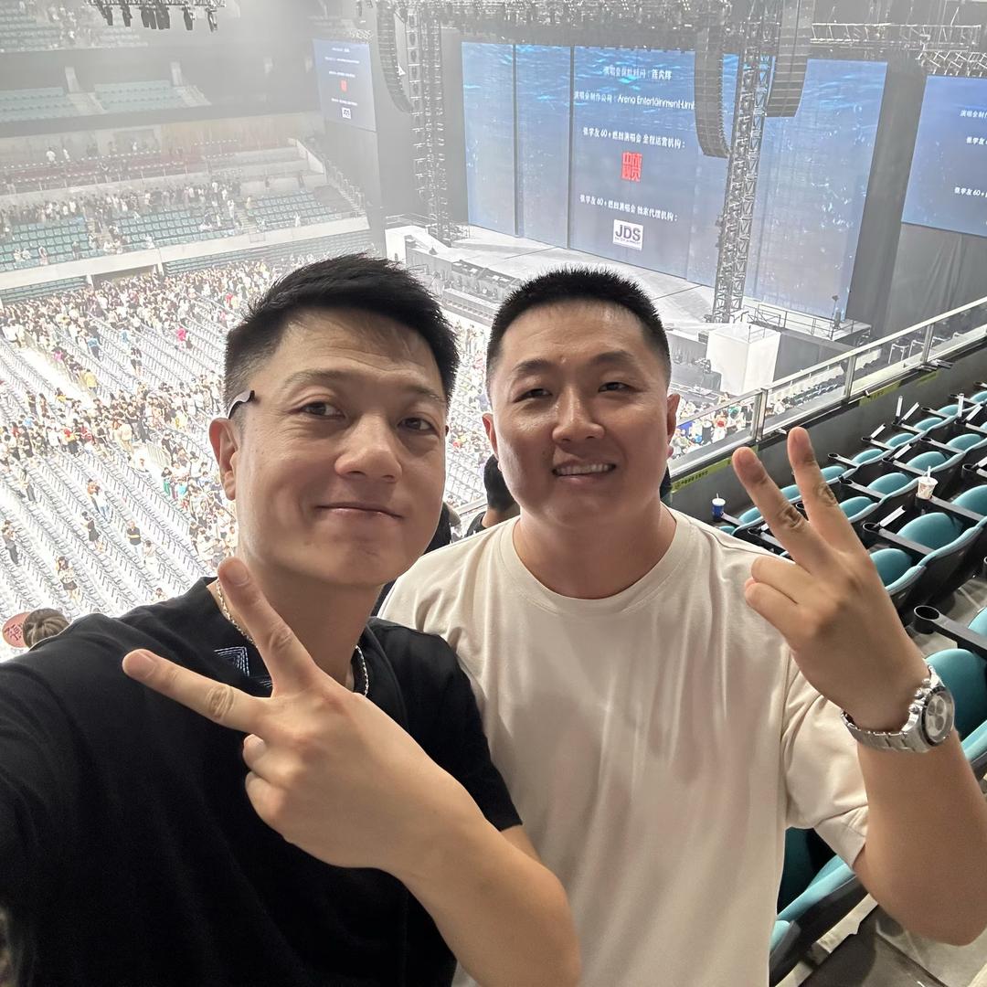 大老撕（中年逆行者）