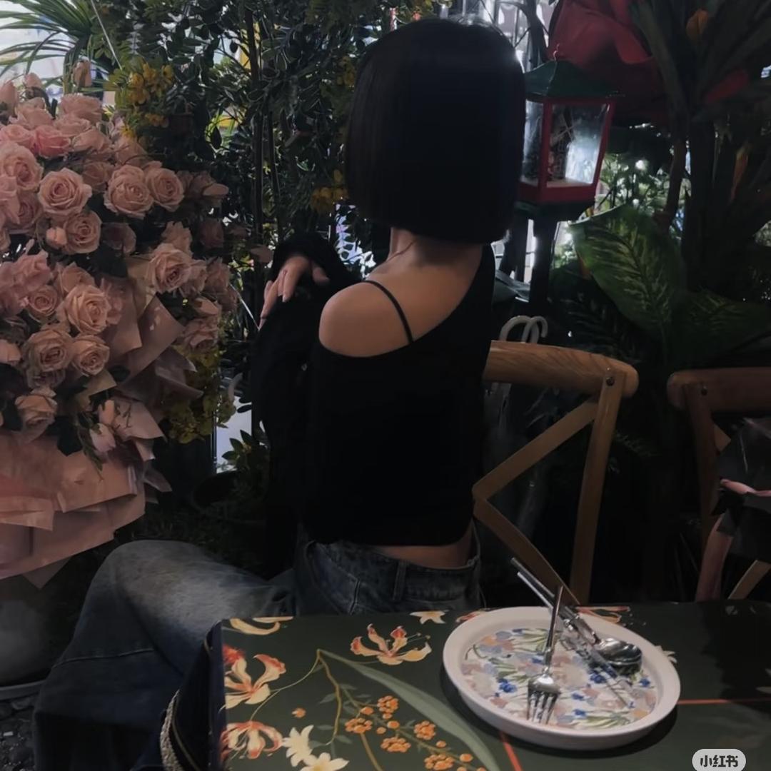 钰颜坊女装