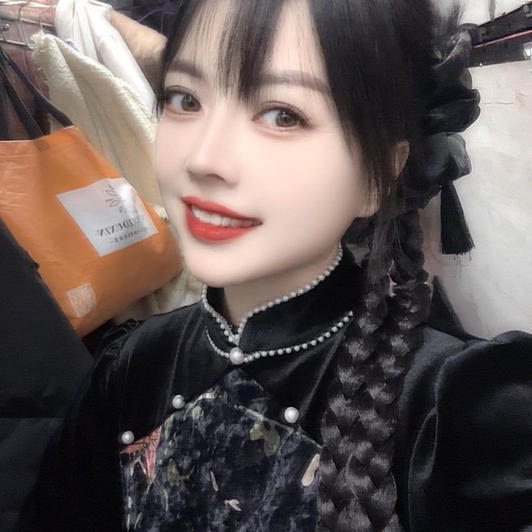 疯子朵朵乐