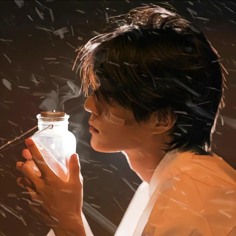 不知名的辉.