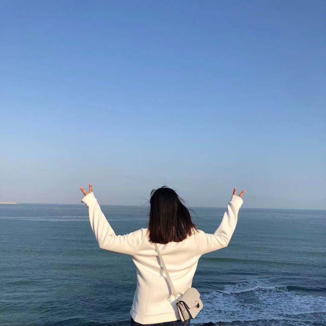 是娜娜呀呀