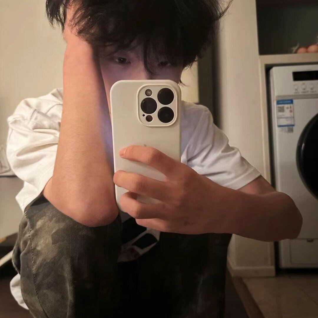 98年已婚少男带俩娃