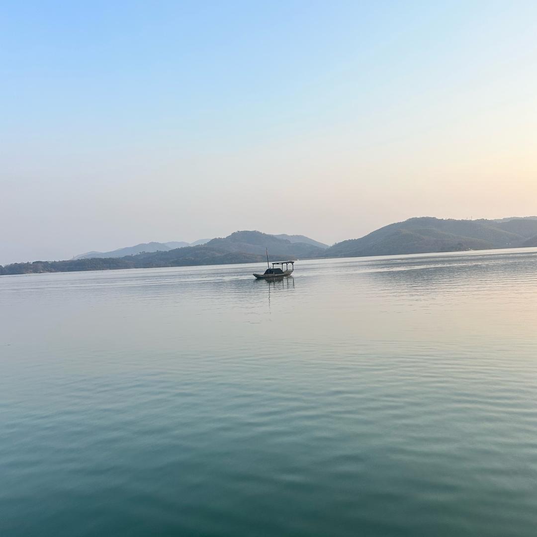 小阿姨吖