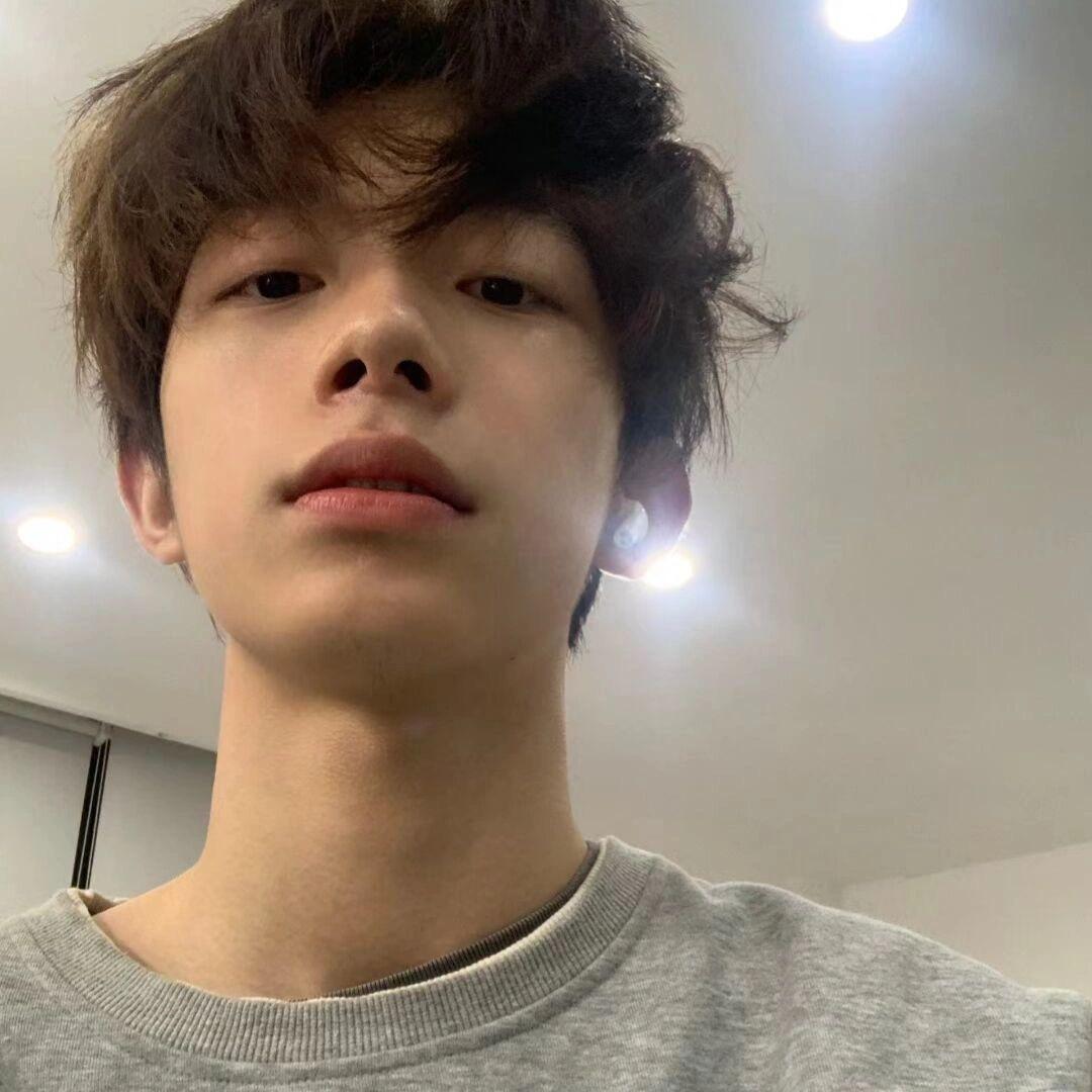 小昊.