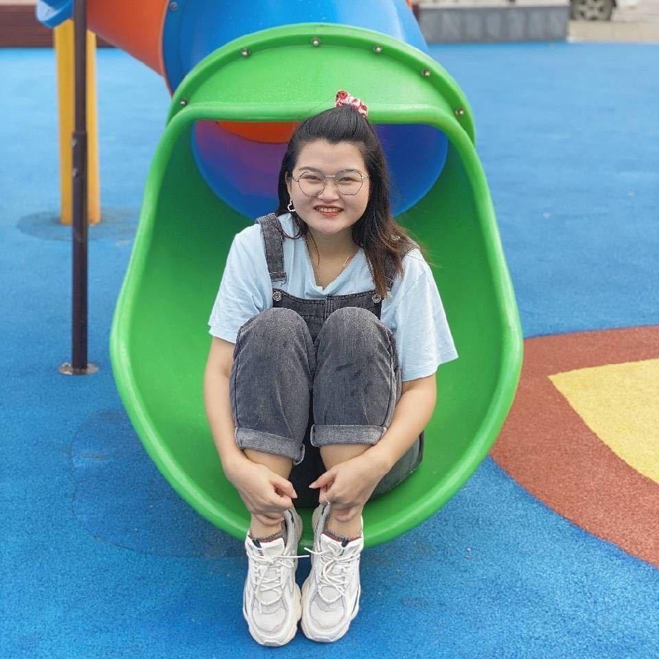 丹丹哈哈笑