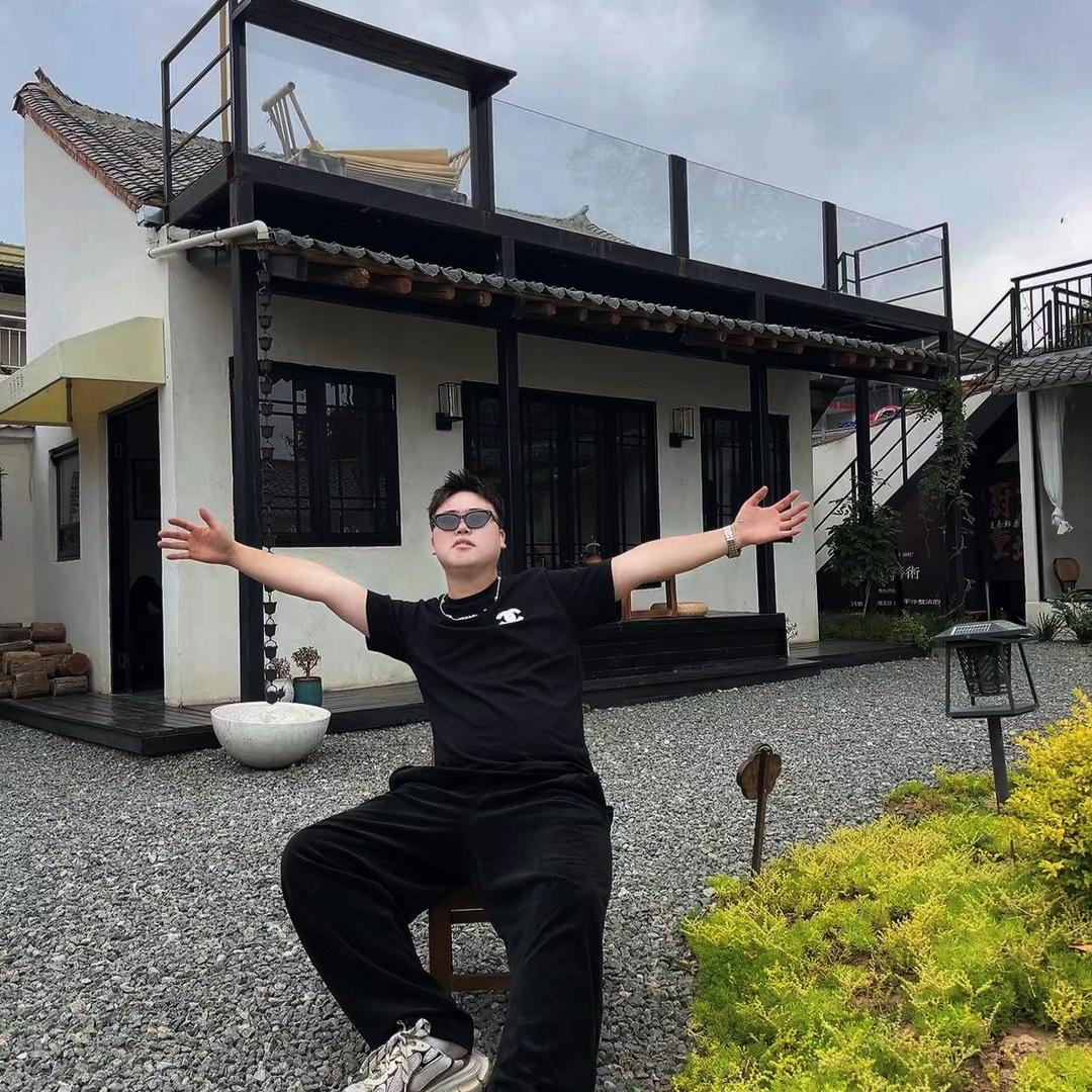 西安禾里张策店长
