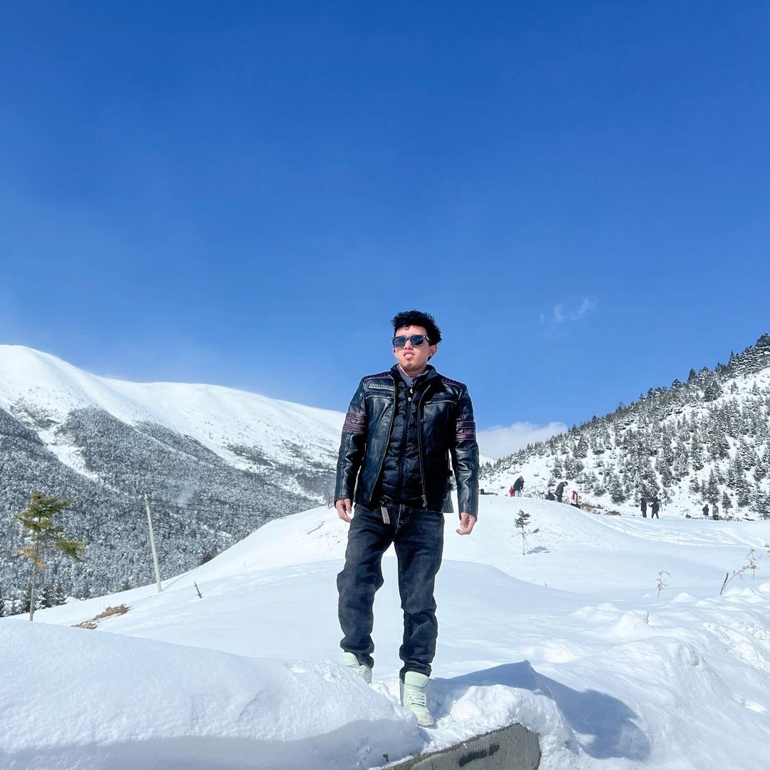 康巴小伙𝒚ρ·旅行订制