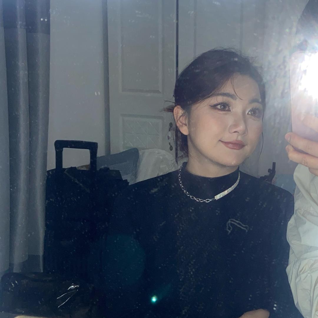 是衍尼斯啊yannis💭