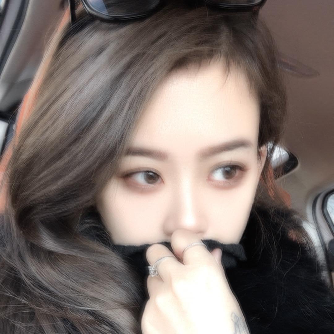 婷宝宝(๑˃̵ᴗ˂̵)