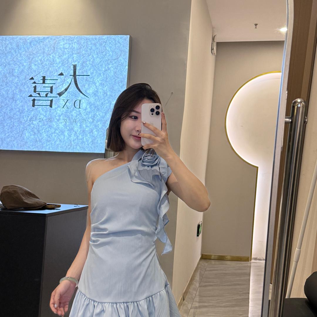 刘刘珈含