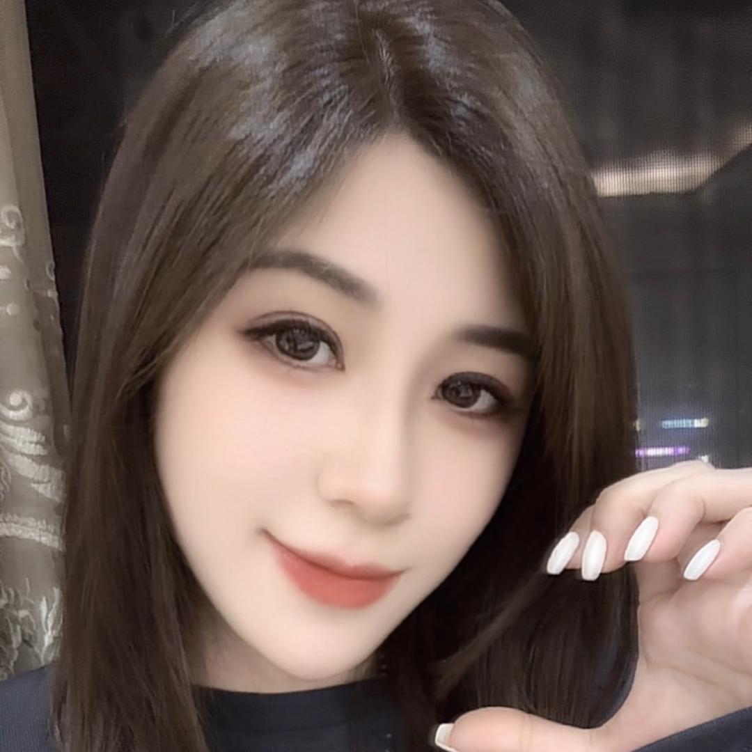 黄小主✨