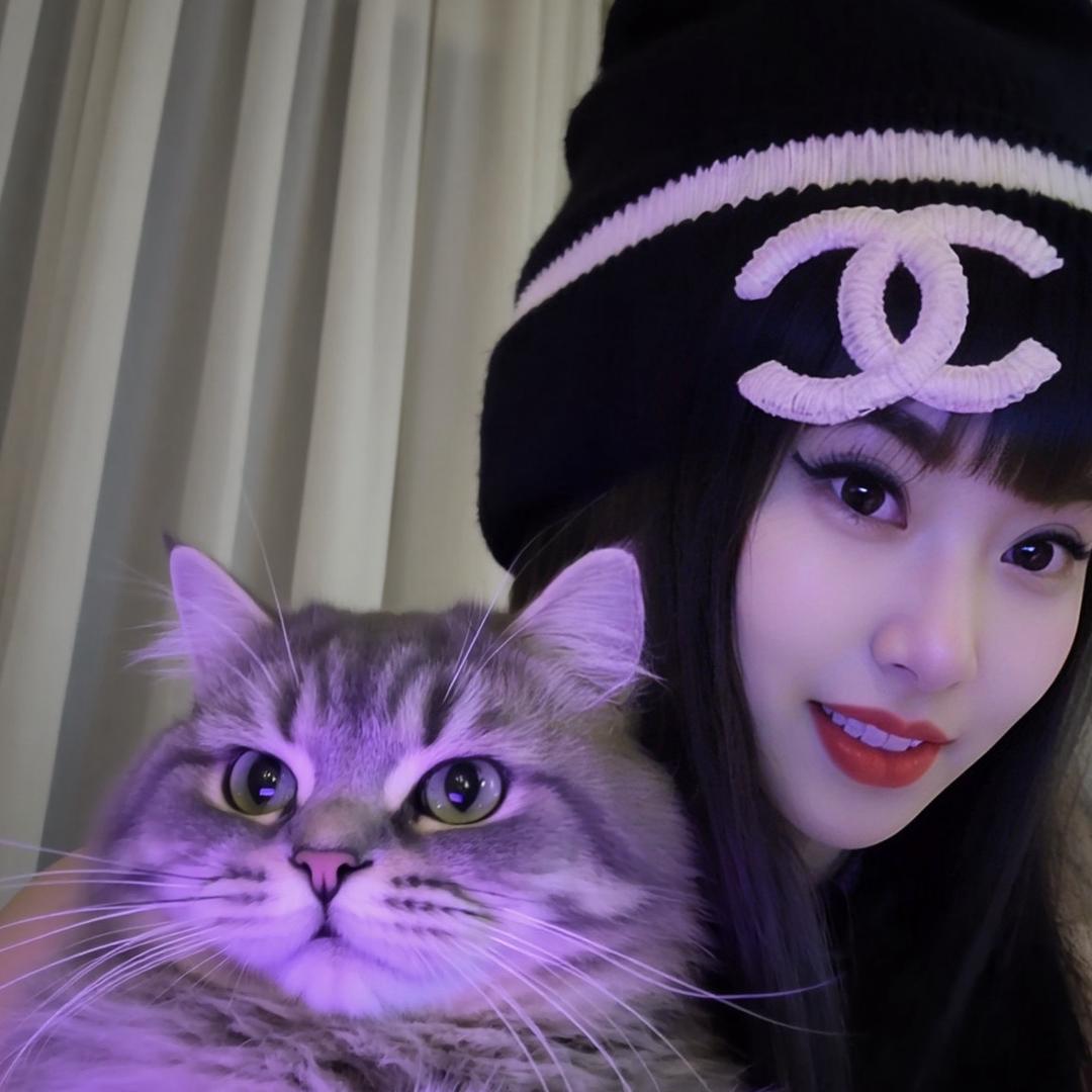 ༊ღ᭄YANGꦿ꯭YaTou꧔ꦿ᭄💞