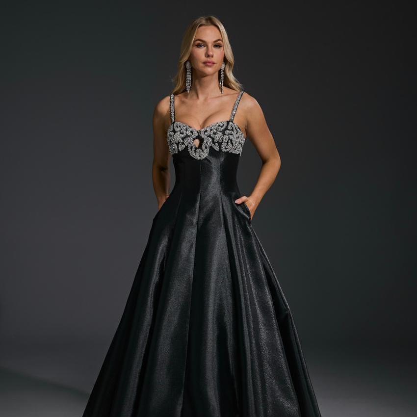 绍兴焕颜服饰有限公司