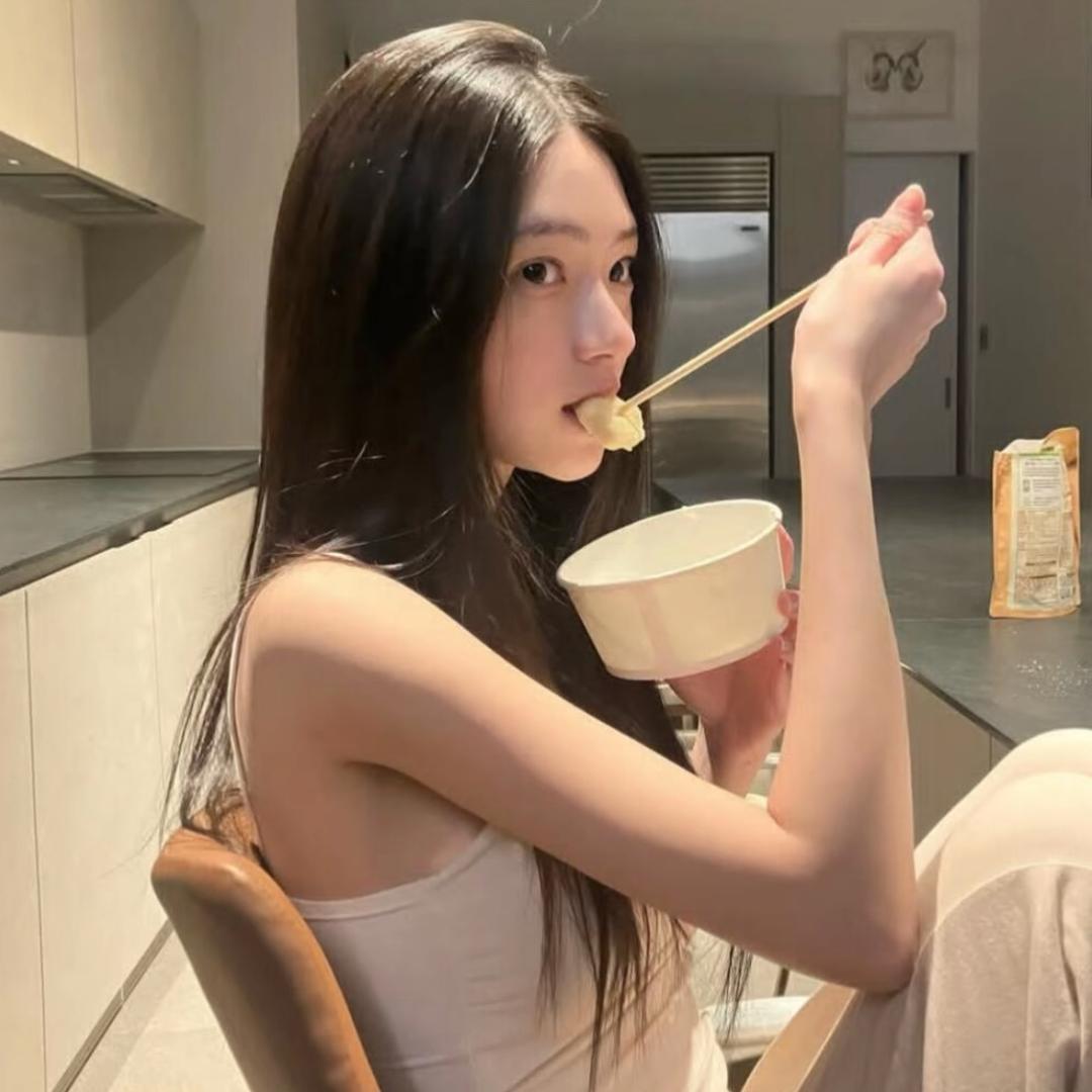小黎.