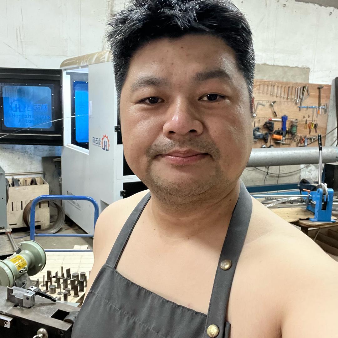茂斌带娃没疯吧