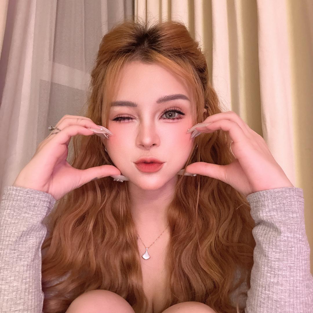 何白兔 🐰