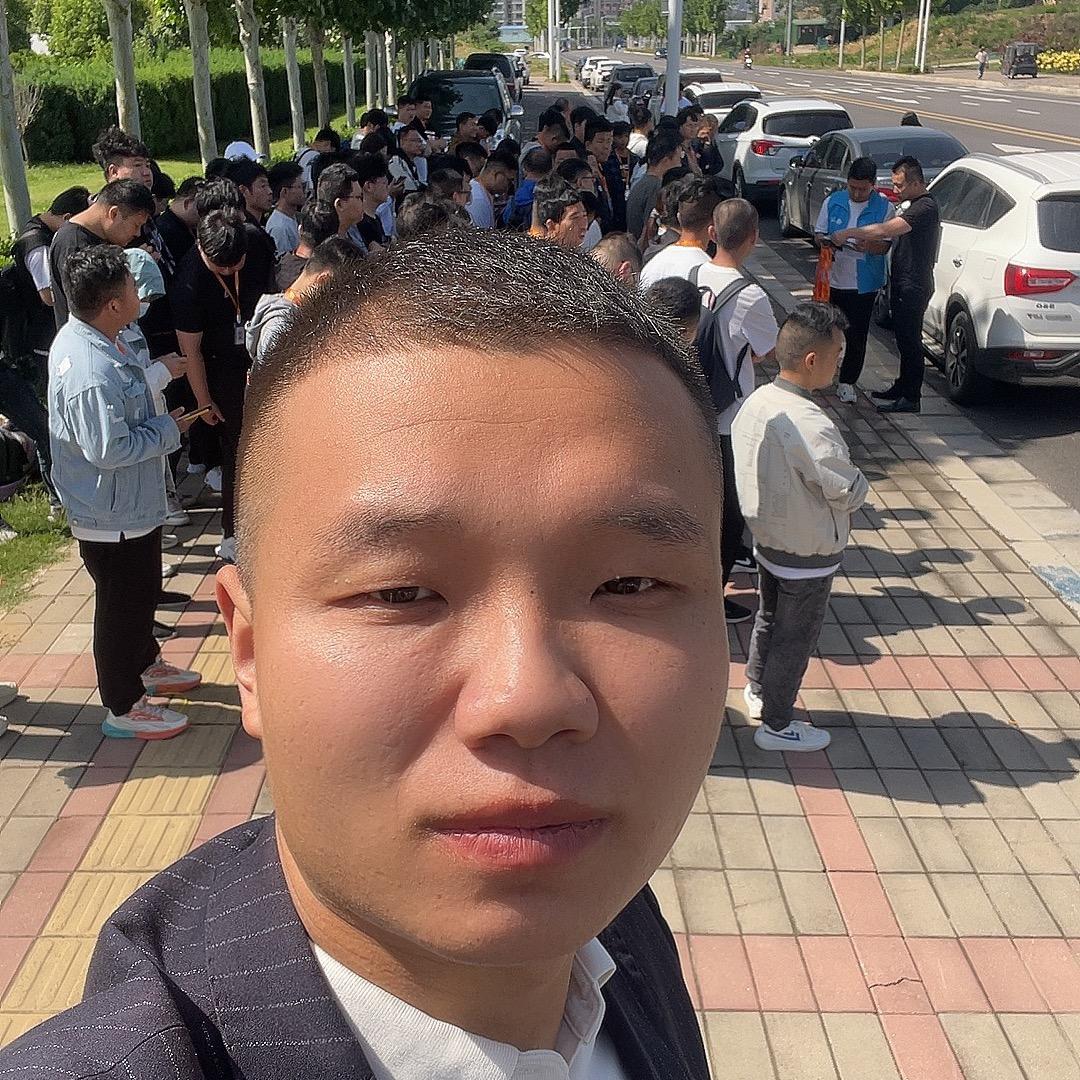 郑州富士康张张