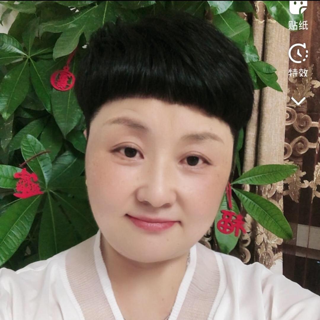 曲小荣