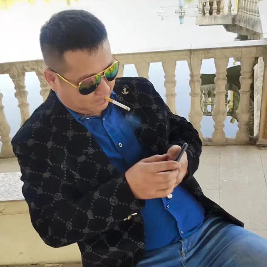 ℳঞ🍒万李挑一꧔ꦿ᭄࿐ᩚ