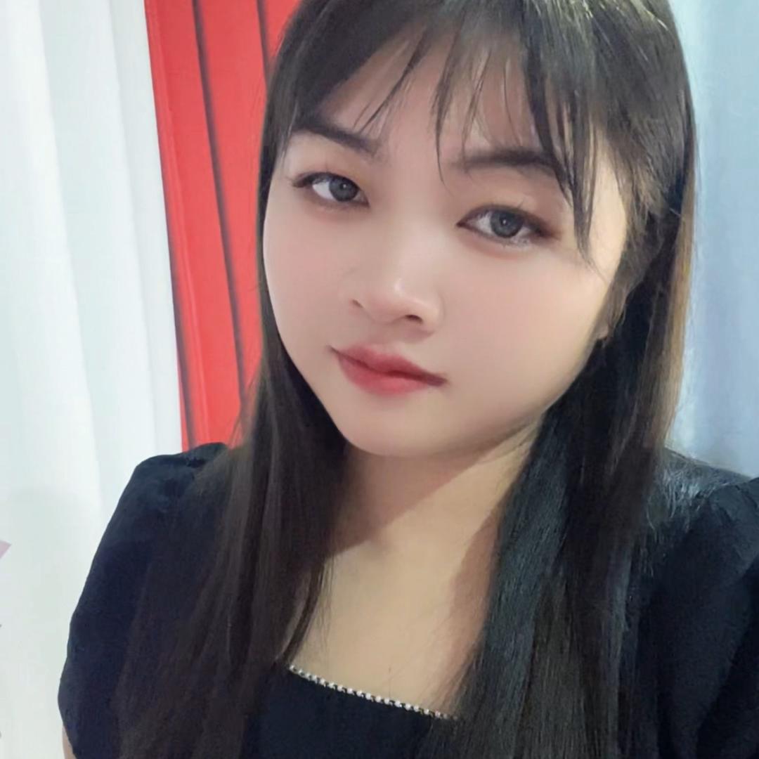 @露露