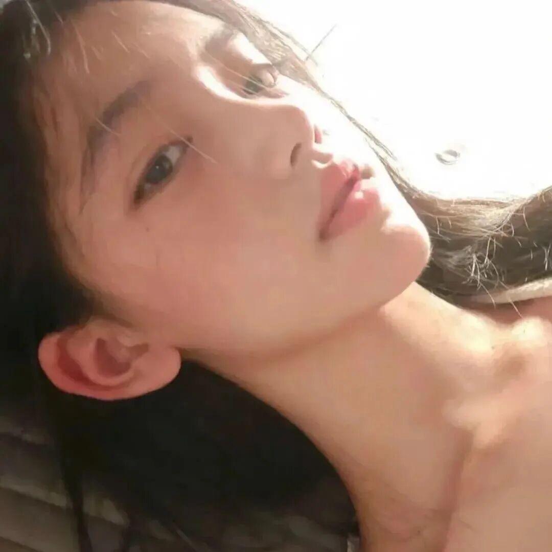 小乖.