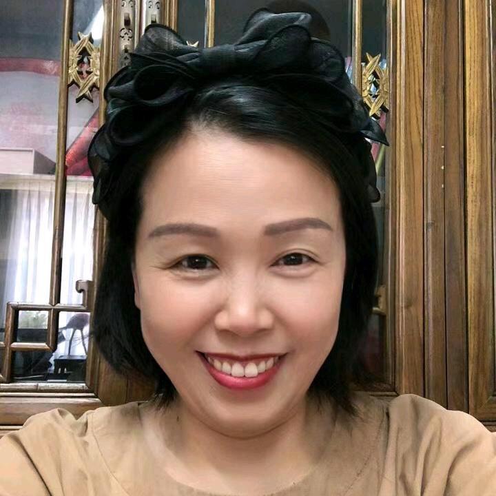 回收旧衣服的糖姐姐)