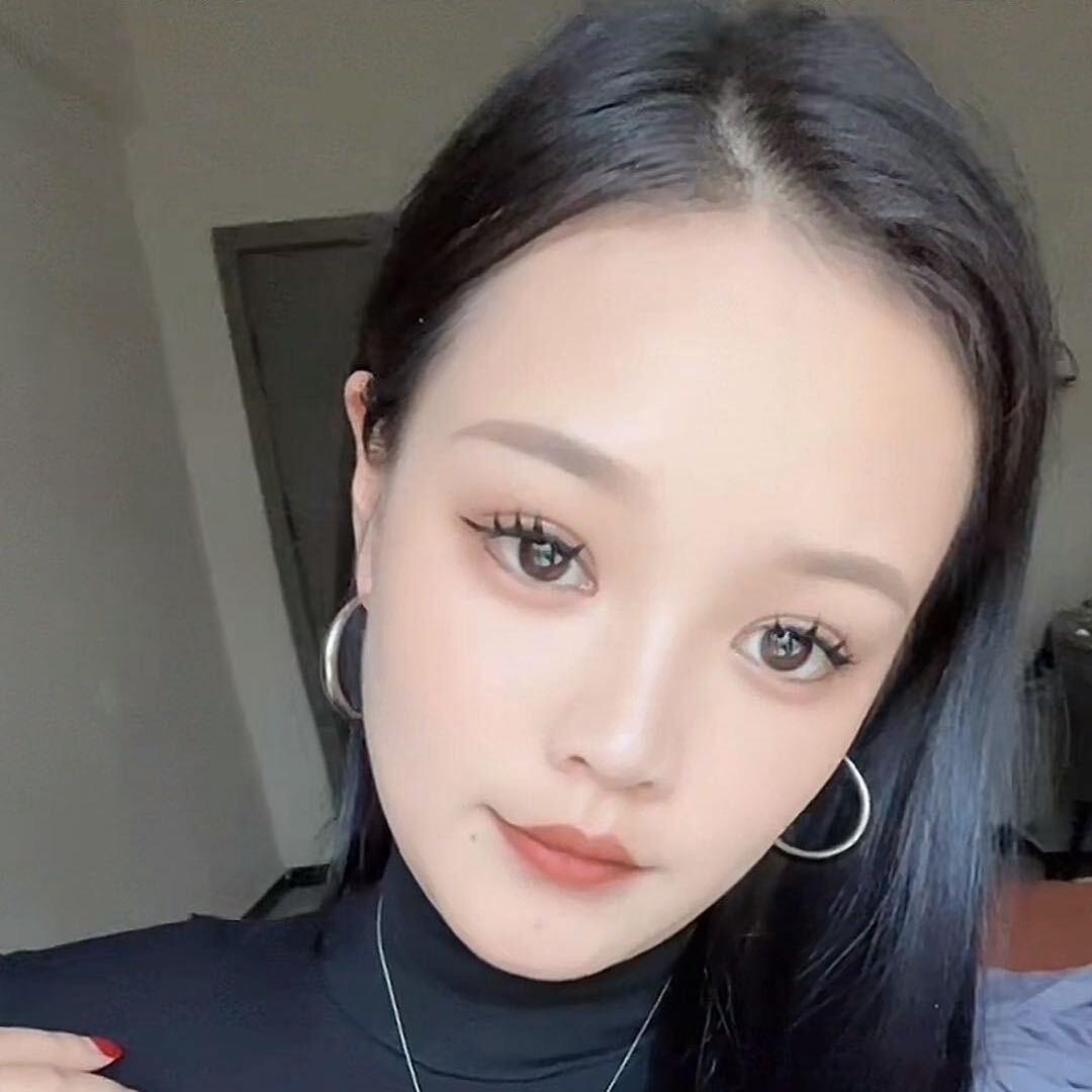 鲁笑笑