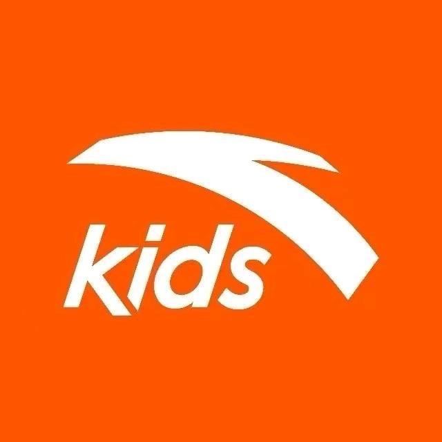 安踏儿童服饰童装童鞋专卖店直播间