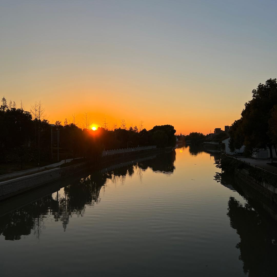 我可以永远笑着扮演你的配角