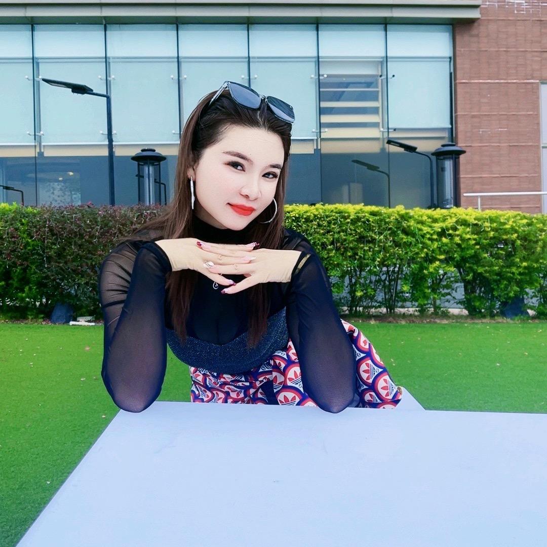 嘉麒外贸服装