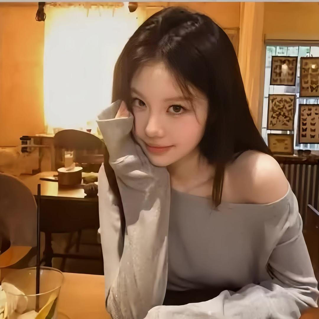 YY.