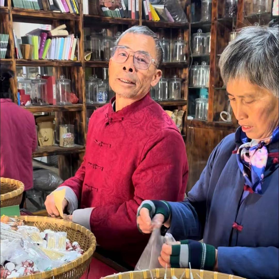 苗宁芝1.2