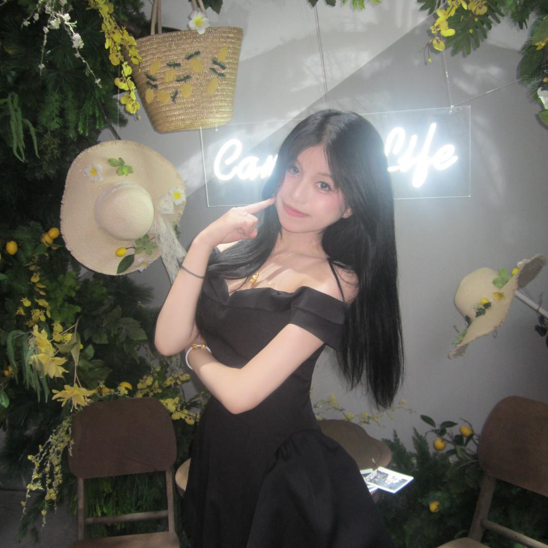 蓝莓粒粒·