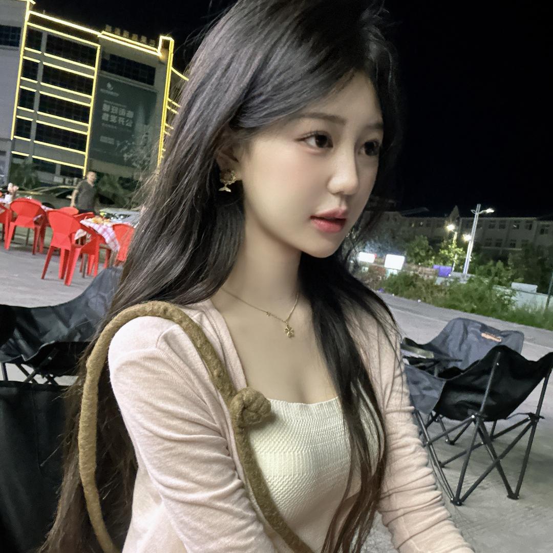 小蟑螂同学
