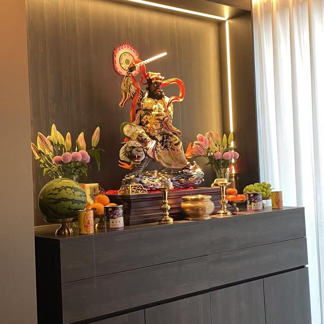 鑫大华威装饰品旗舰店