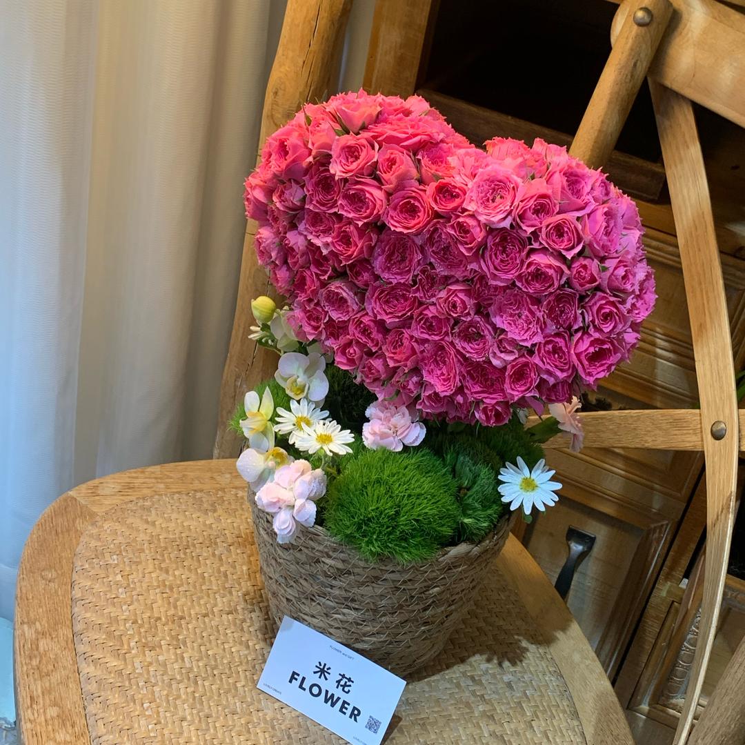 养猫猫的花店·米花