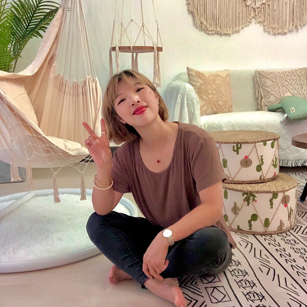 边境签证小朵