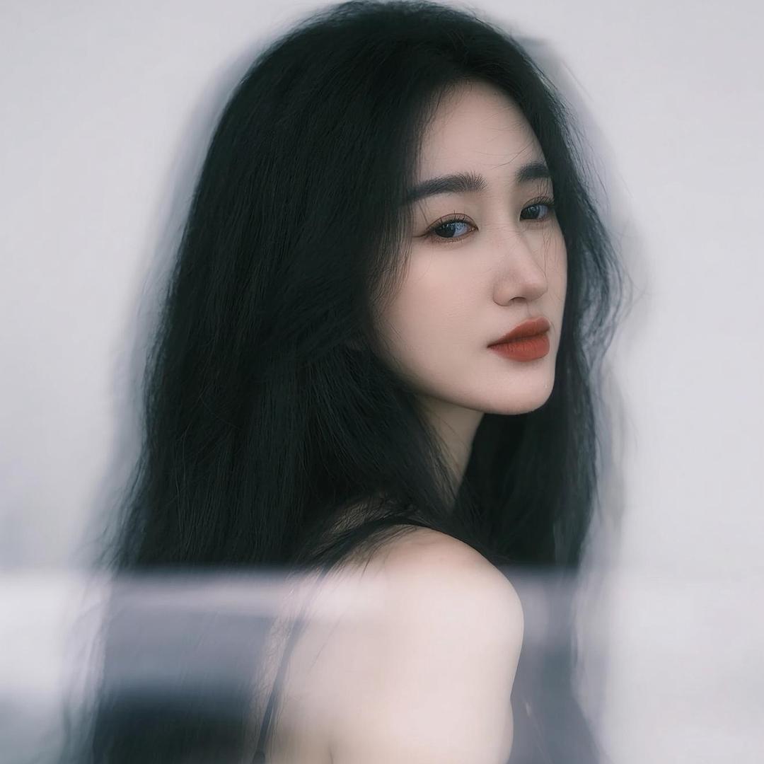 💃🌈何小妞🌈💃