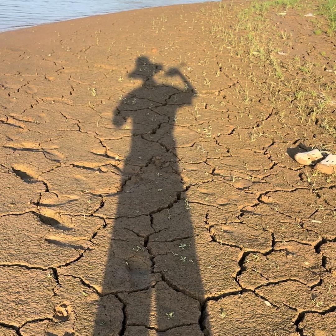 谭越钓鱼🎣