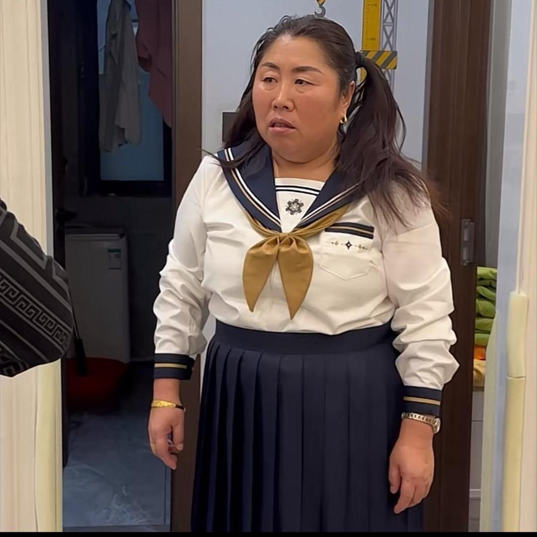 李彩虹快乐每一天