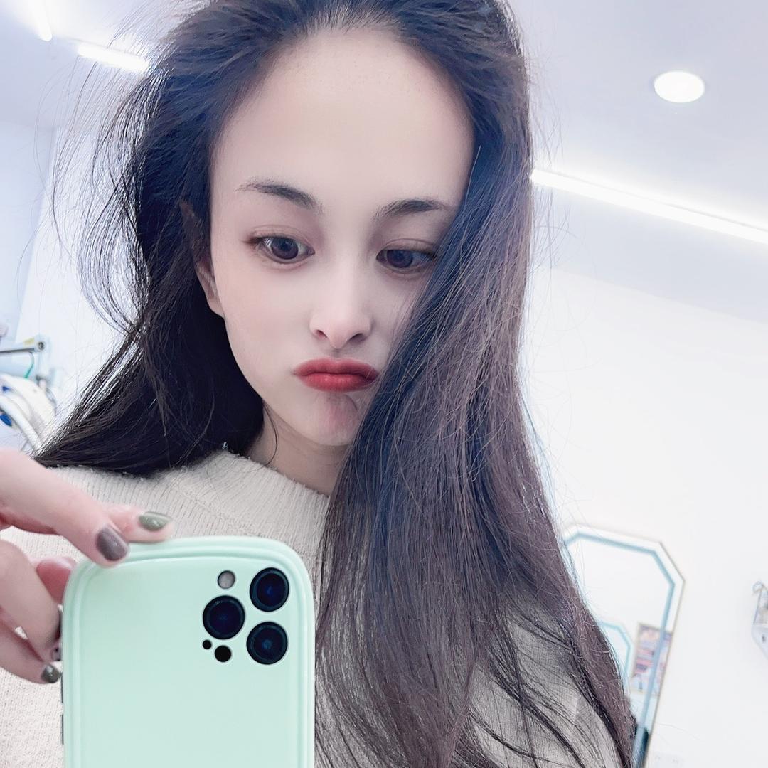 劉菇凉🍭