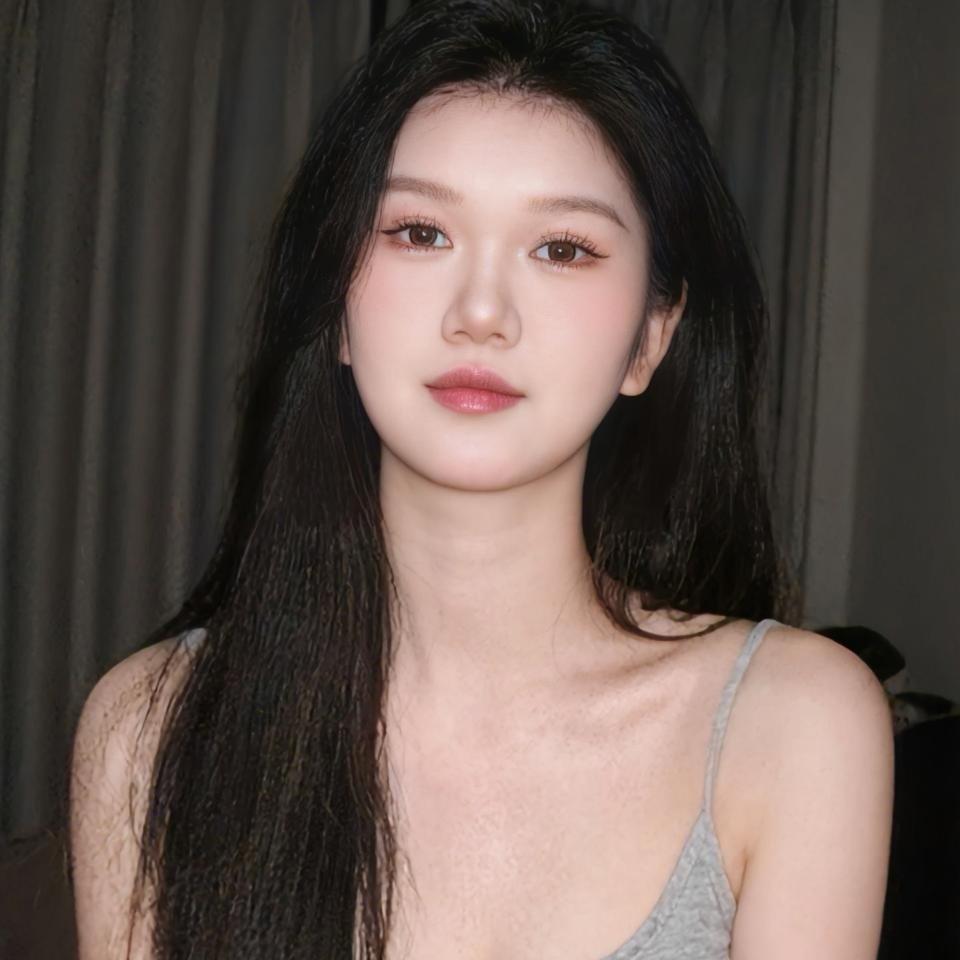 奕奕