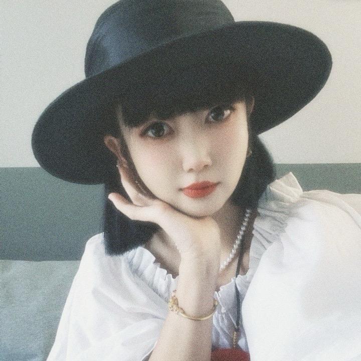 Zhu^Zhu