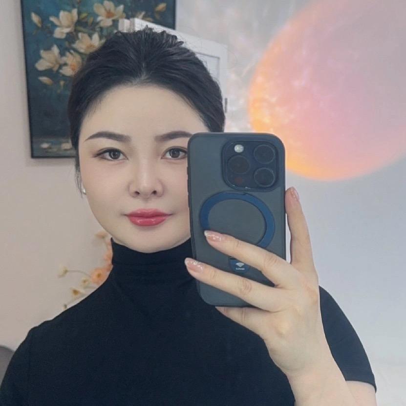 Coco潇