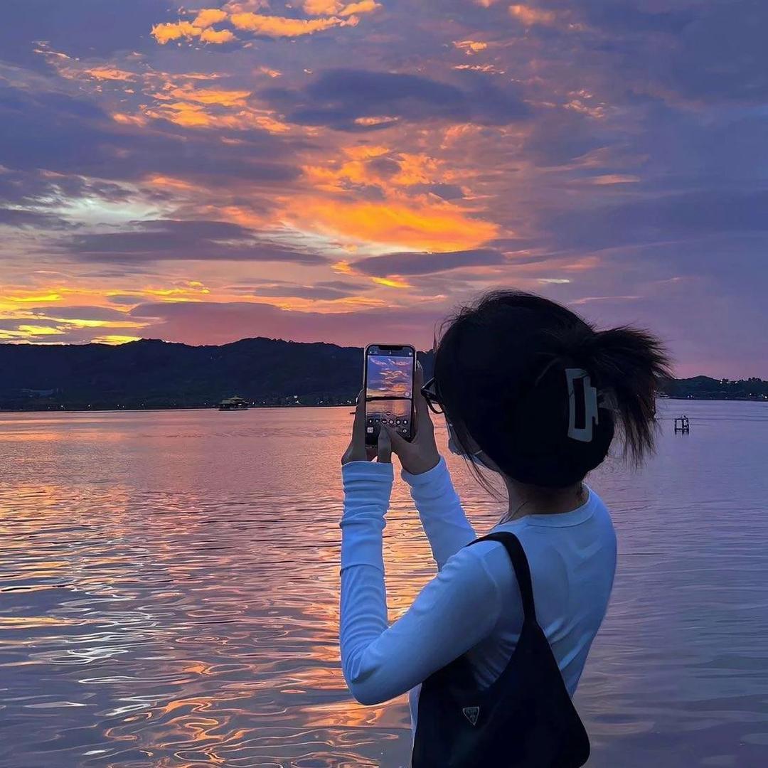 小小乔💎➗窗