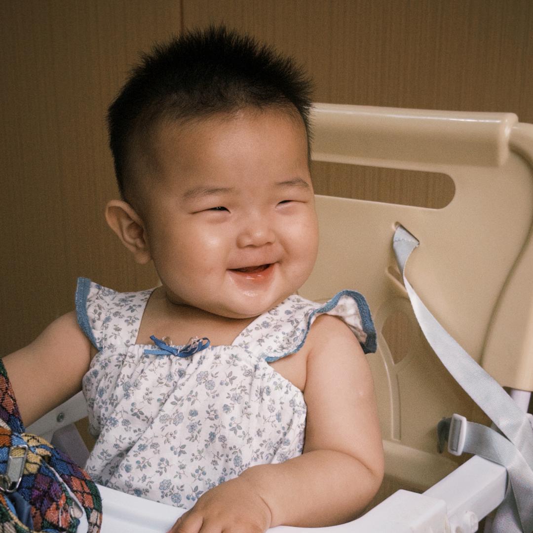 路边儿笑